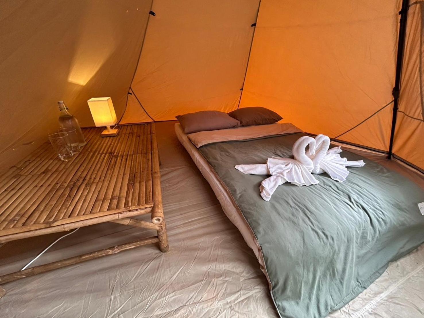 The River Retreat Lodge *